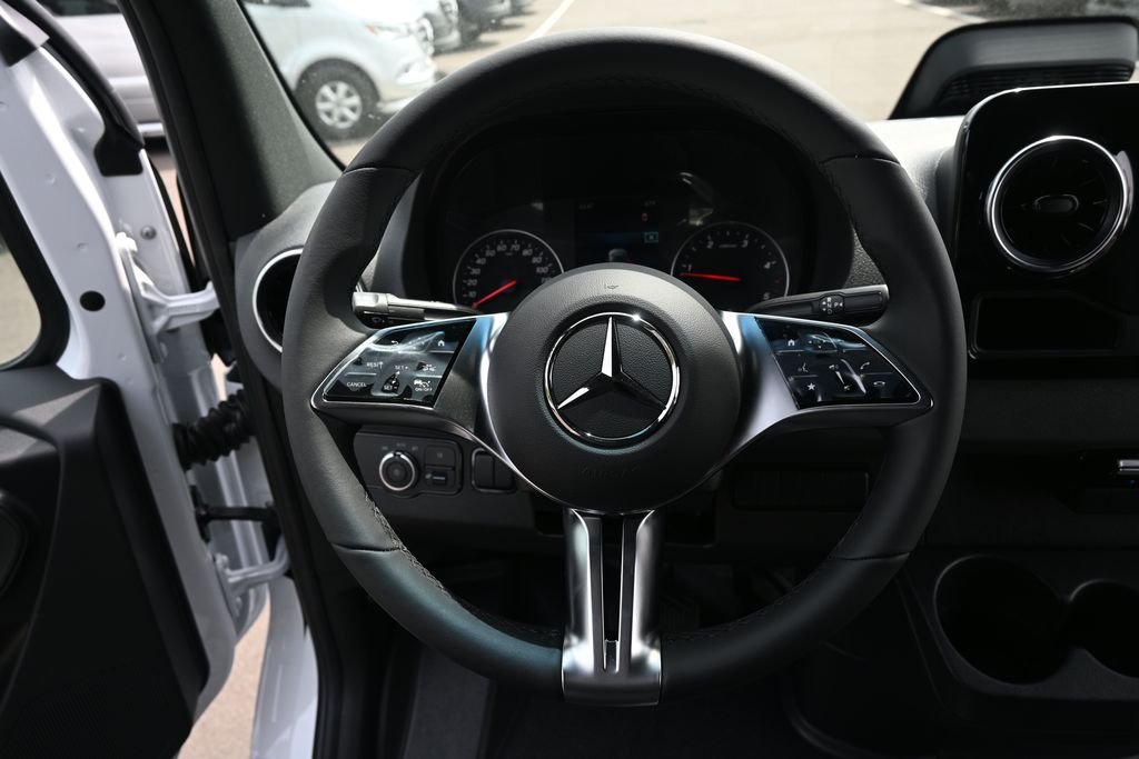 New 2026 Arctic White Mercedes-Benz Cargo 170 WB image 2
