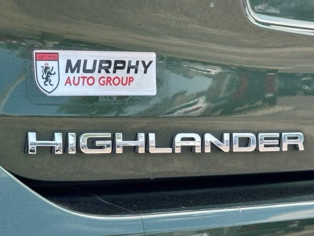 Used 2023 Cypress Toyota Hybrid Limited image 10