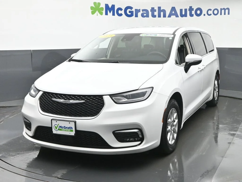 Certified Used 2023 White Chrysler Touring L image 24