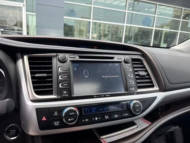 Used 2019 Silver Toyota Limited image 3