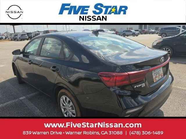 Used 2020 Black Kia FE image 7