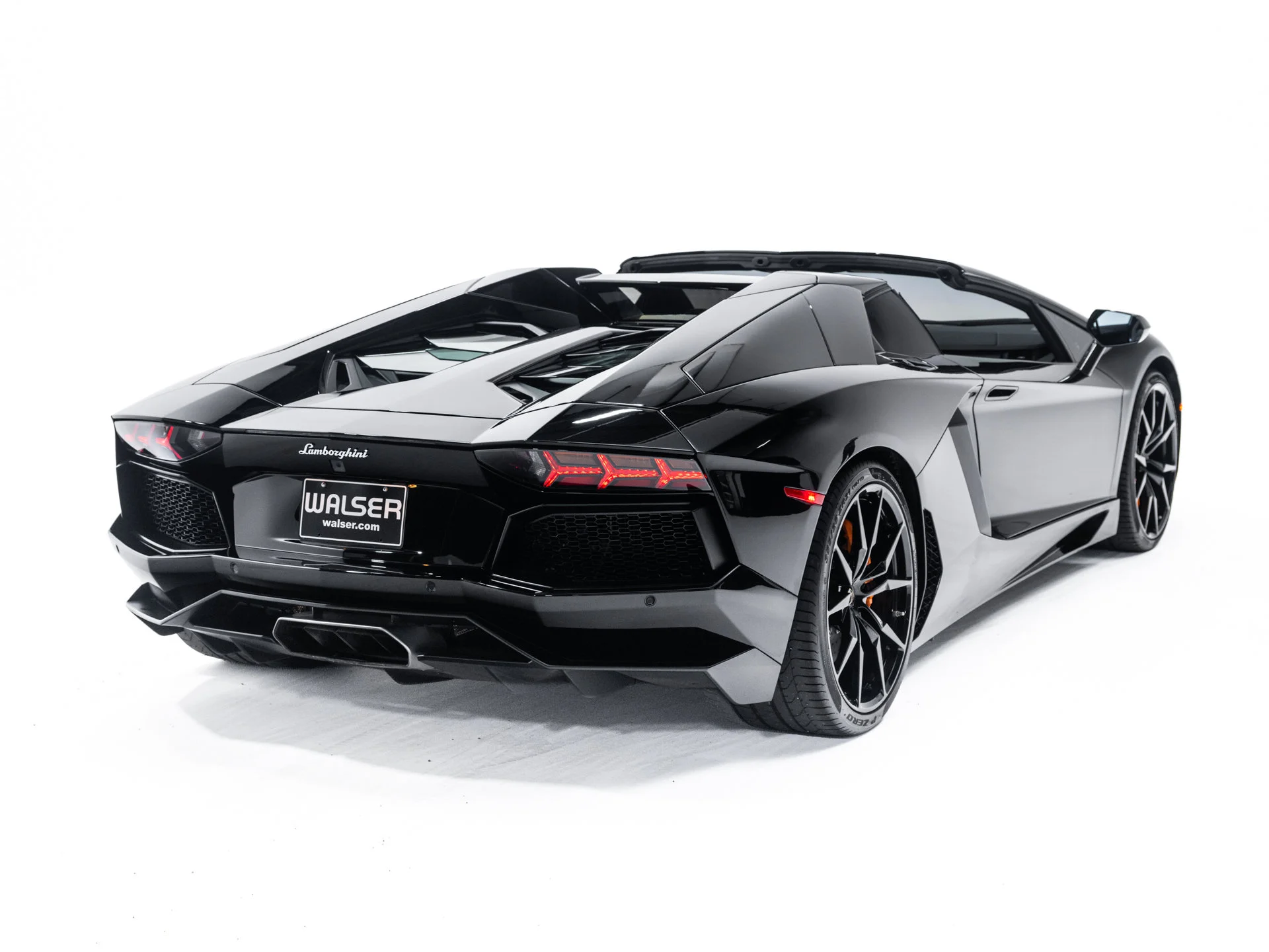 Used 2014  Lamborghini LP700-4 image 6