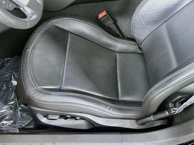 Used 2015 Black Chevrolet Stingray Z51 image 20