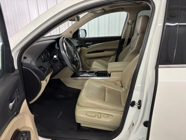 Used 2017 White Acura 3.5L image 2