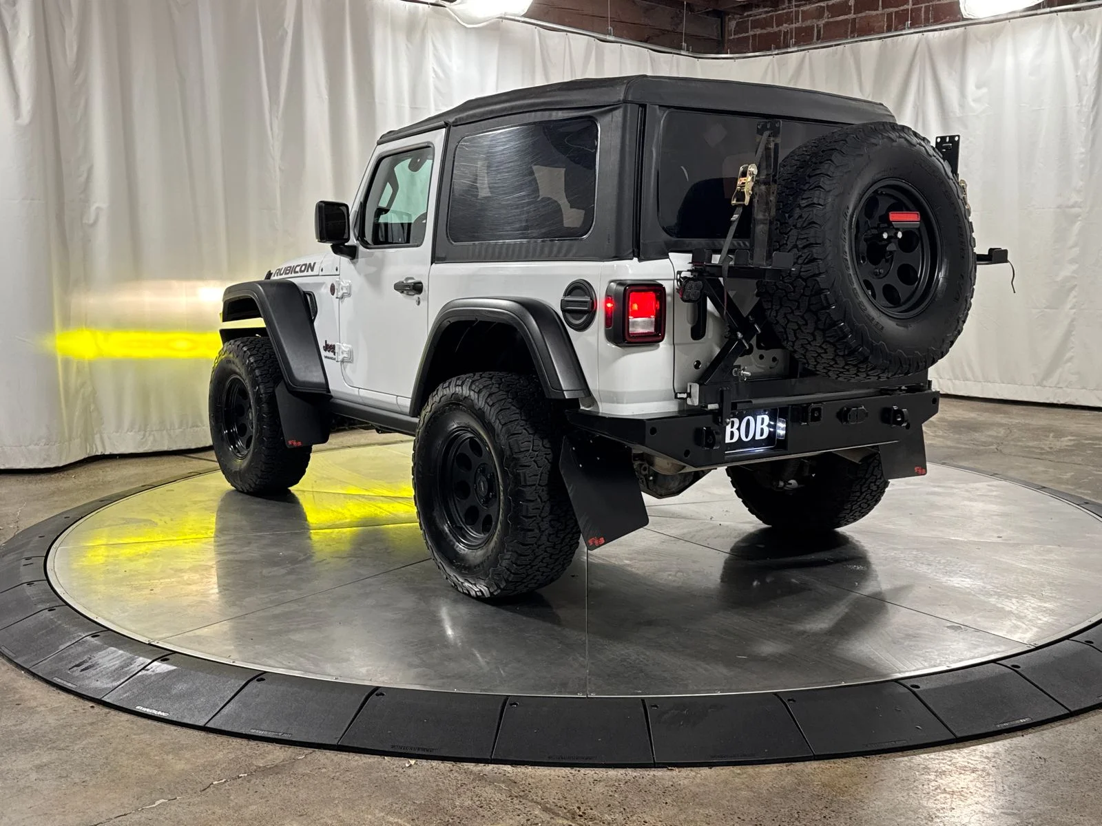 Used 2020 Bright White Clearcoat Jeep Rubicon image 7