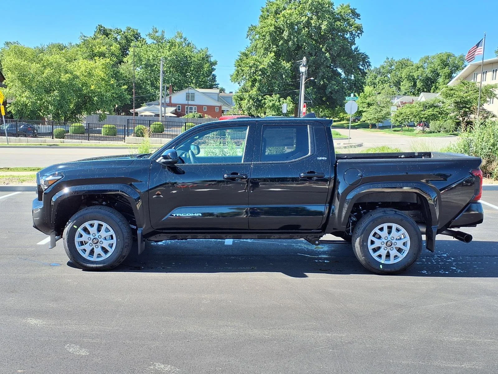New 2026 Black Toyota  SR5 image 23