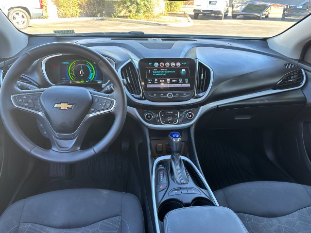 Used 2017 White Chevrolet LT image 19