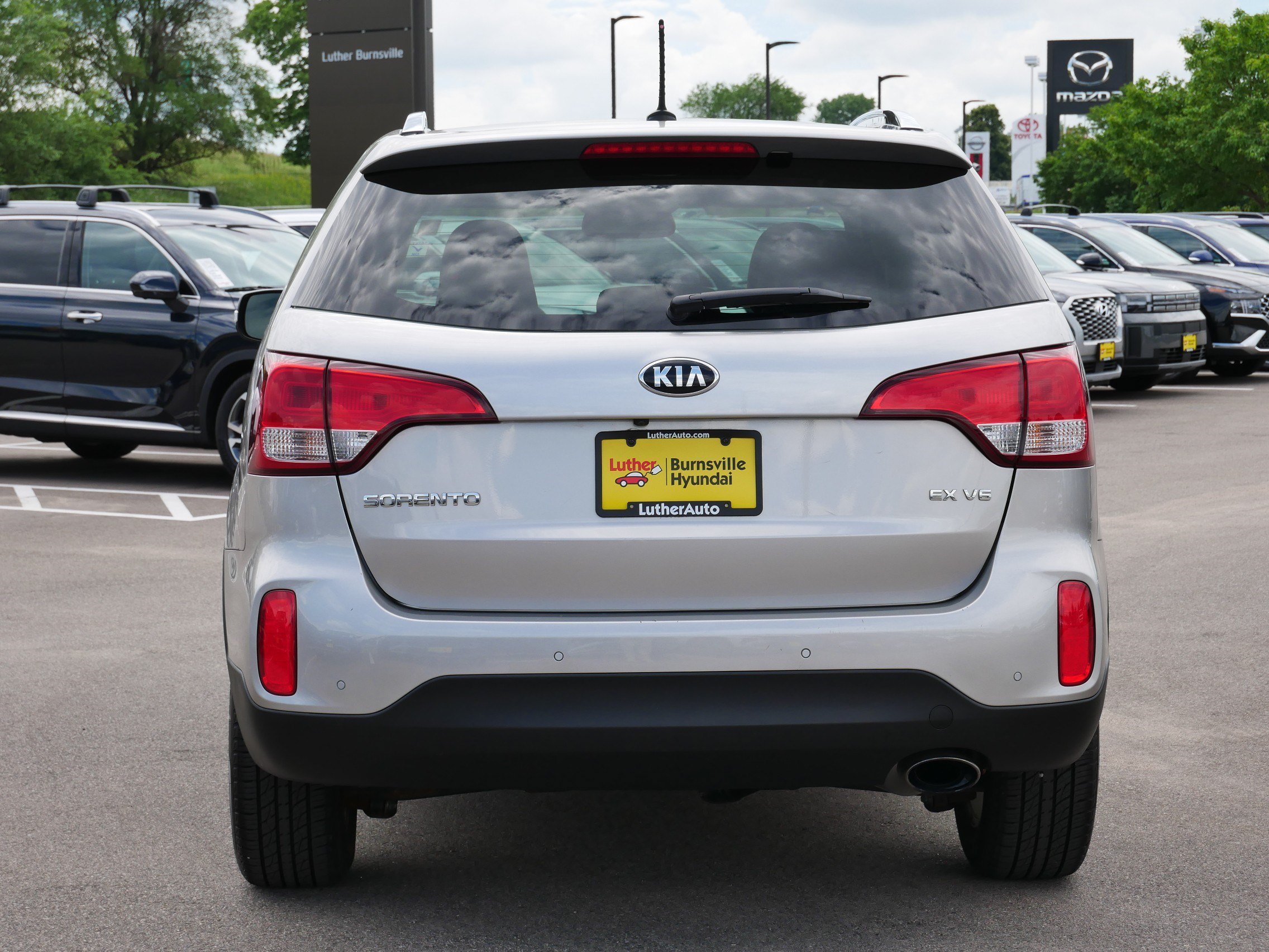Used 2015 Satin Metal Kia EX image 6