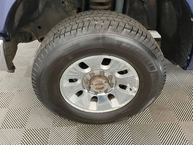 Used 2008 Dark Blue Pearl Clearcoat Metallic Ford Lariat image 22