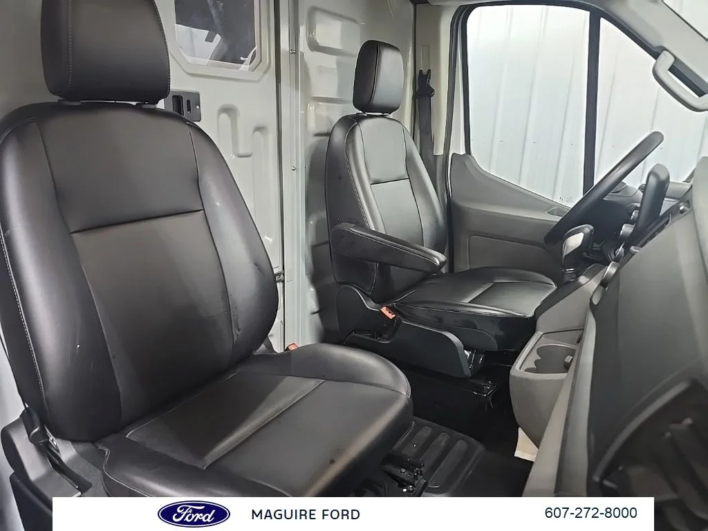 Used 2025 White Ford Base image 19
