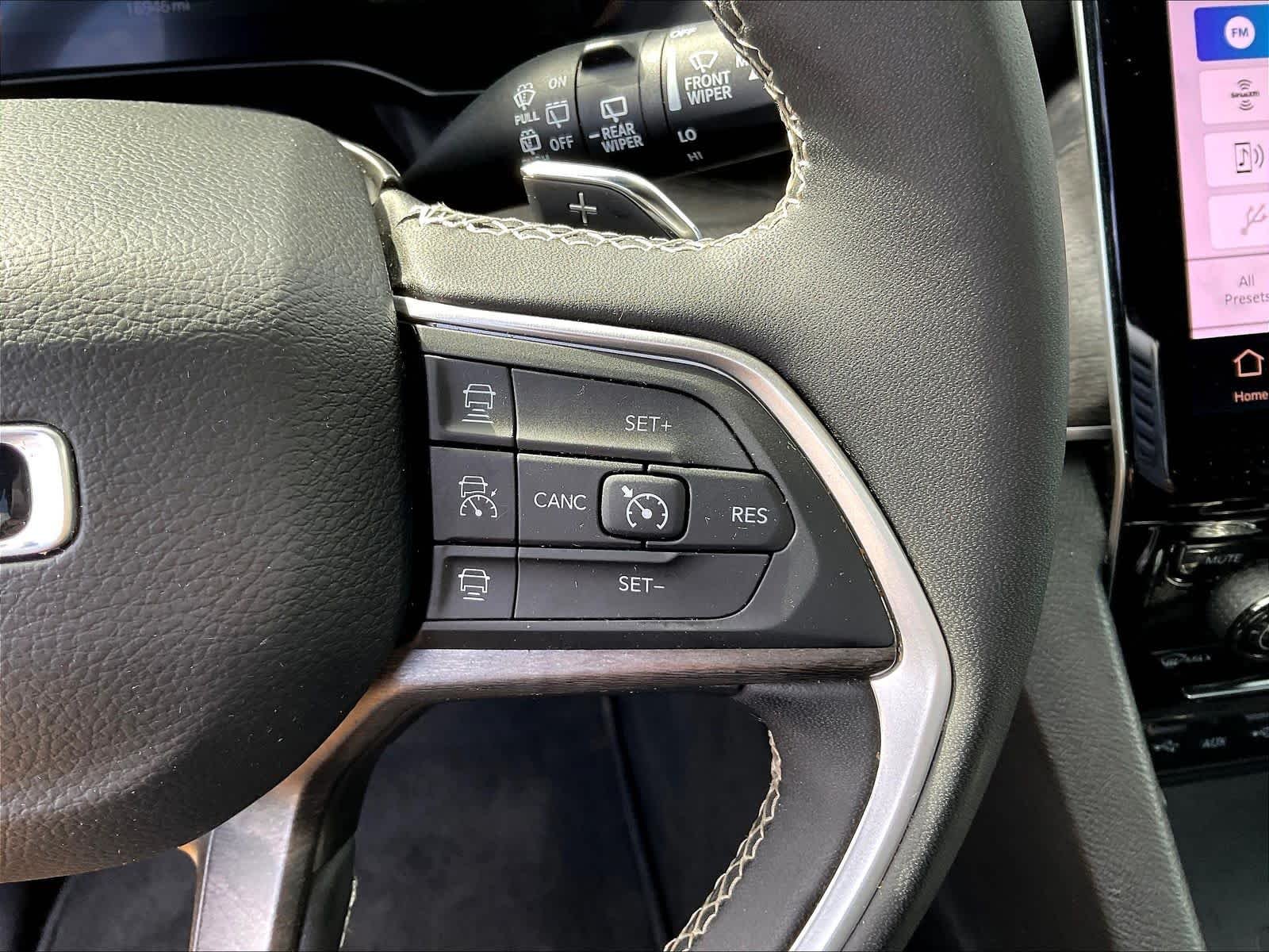 2025 Jeep Grand Cherokee Anniversary Edition 4xe - Photo 14