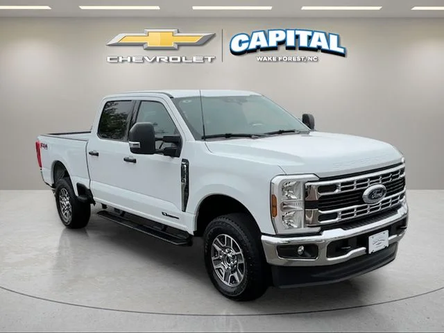 Used 2025 White Ford XLT image 8