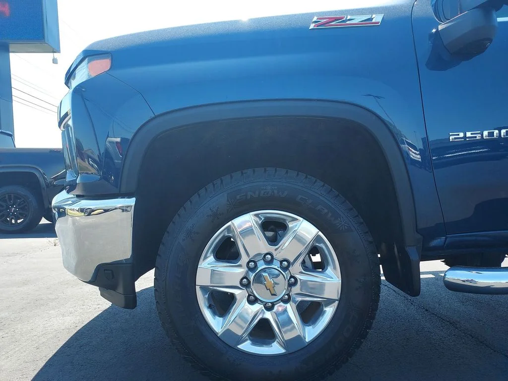 Used 2022 Blue Chevrolet LTZ image 16