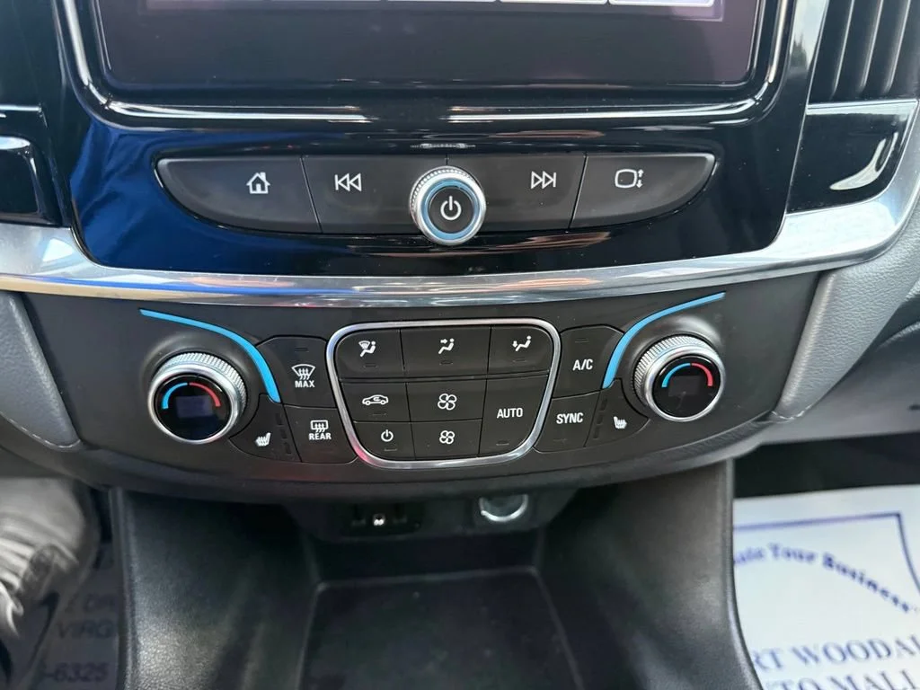 Used 2019 CAJUN RED TINTCOAT Chevrolet LT Cloth image 20