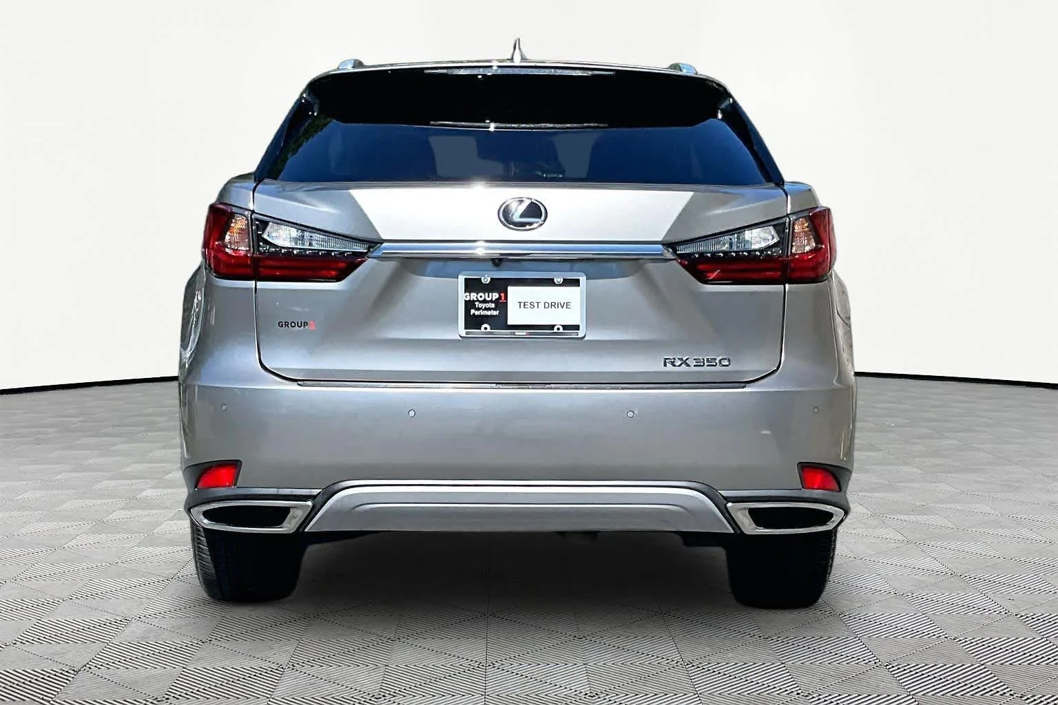 Used 2020 Atomic Silver Lexus  image 9