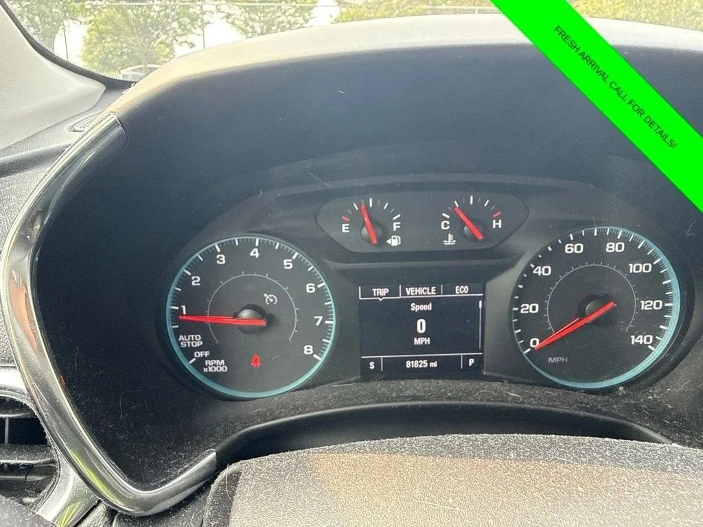 Used 2018 Summit White Chevrolet LT image 17