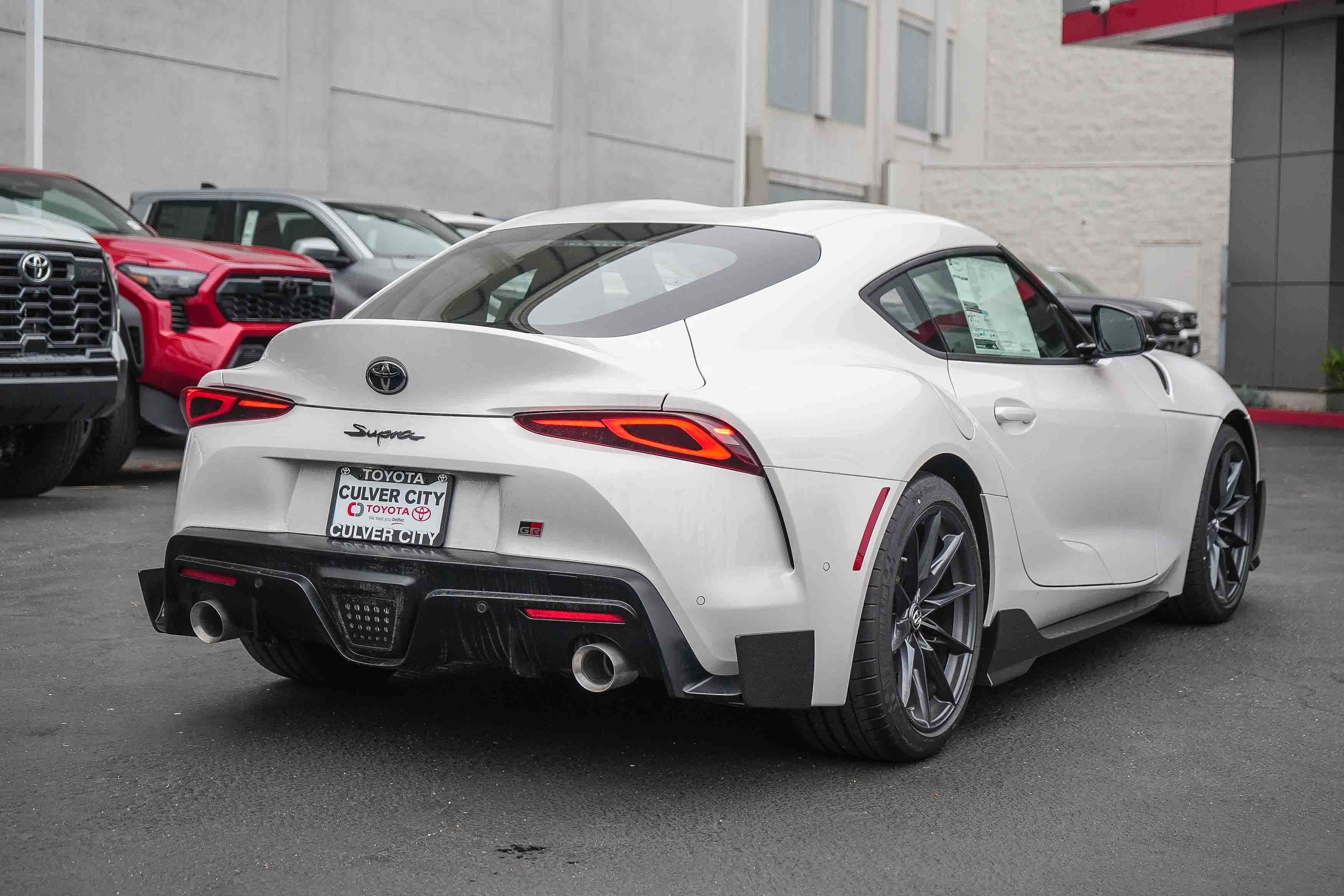 2026 Toyota Supra Premium - Photo 6