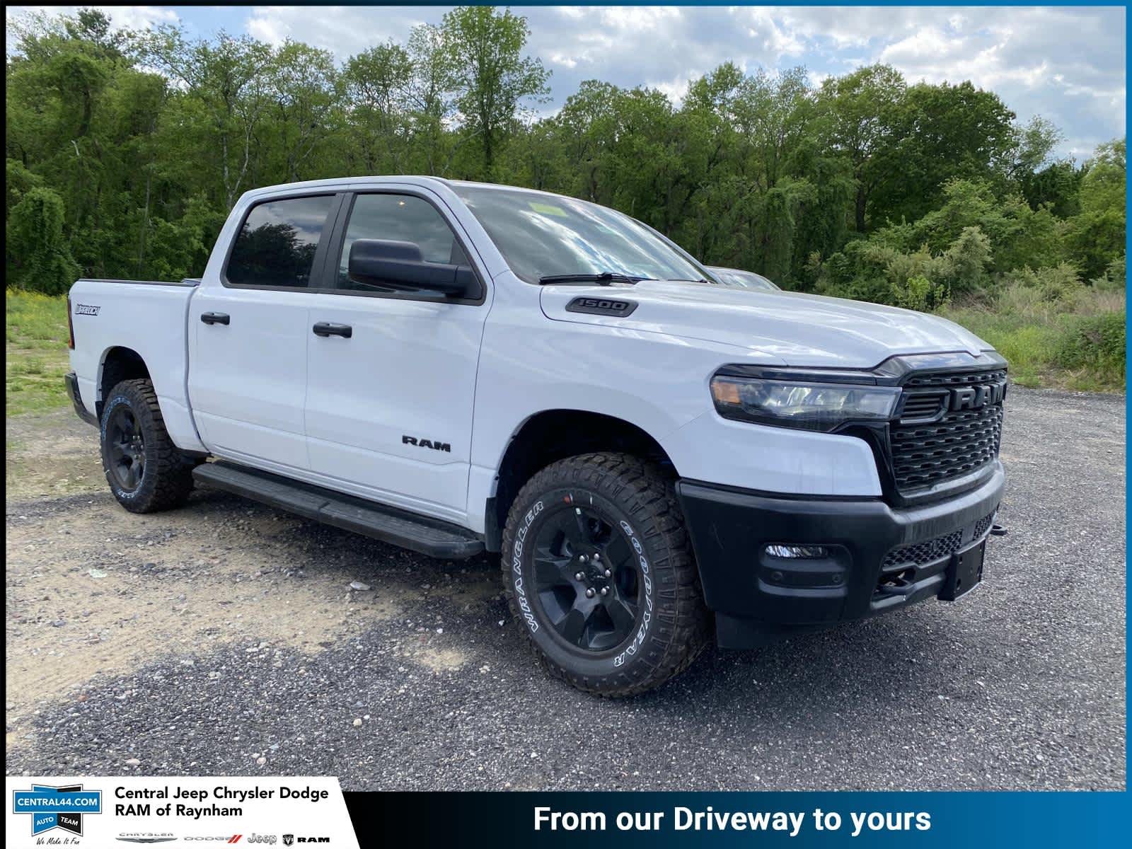 2026 RAM 1500 Warlock 4x4 Crew Cab 5'7's photo