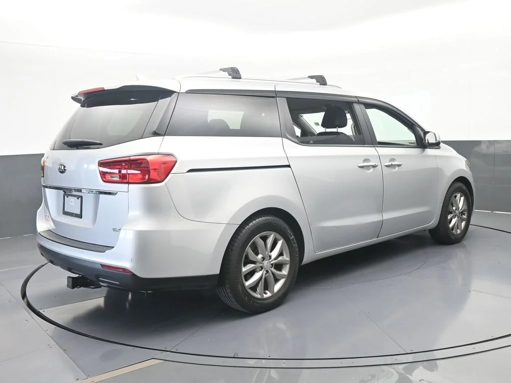 Used 2021 Silky Silver Kia EX image 6