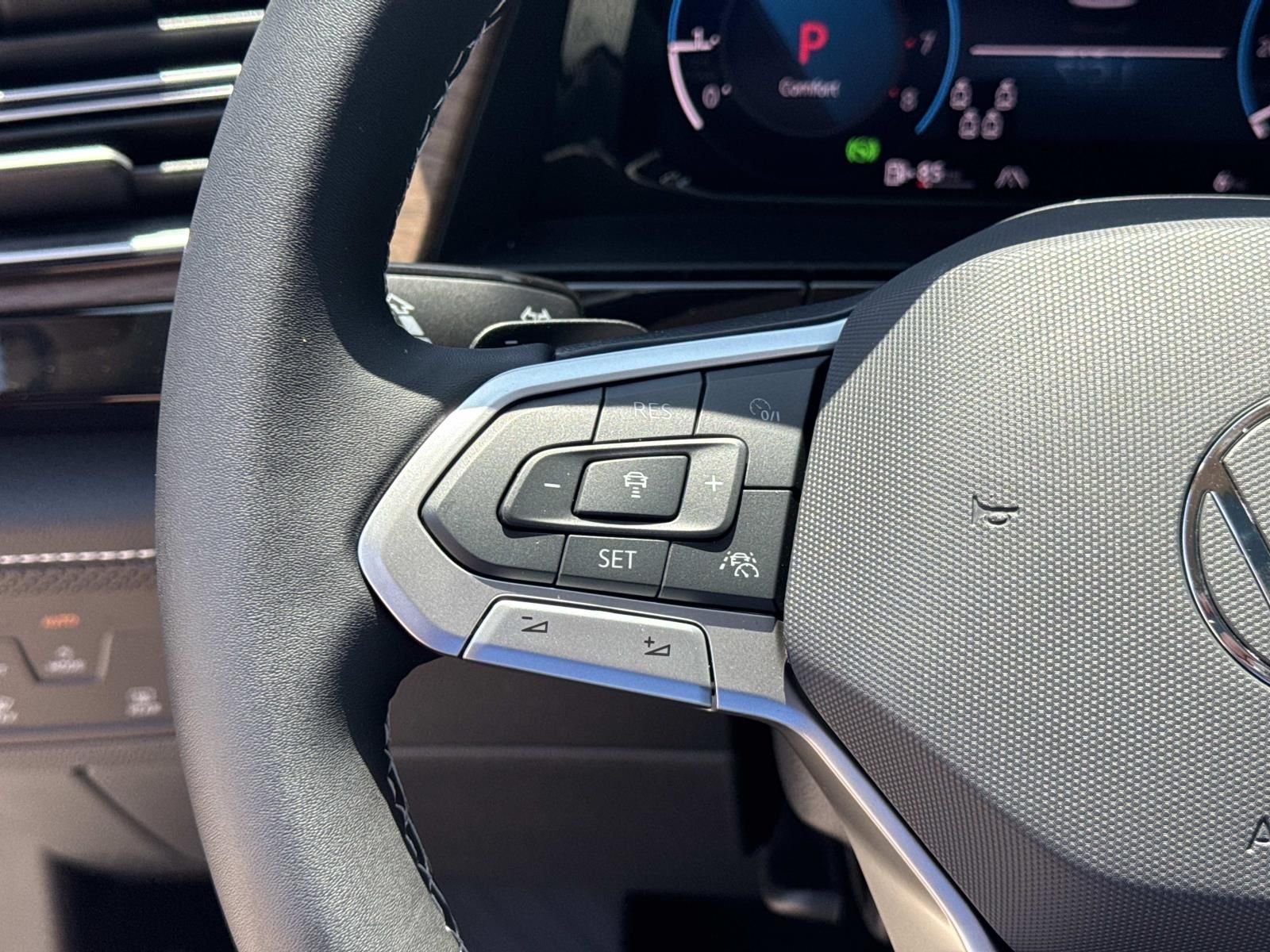 New 2026 Gray Volkswagen 2.0T SE w/Technology image 15