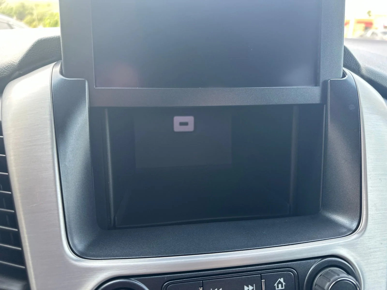 Used 2018 Red GMC SLT image 63