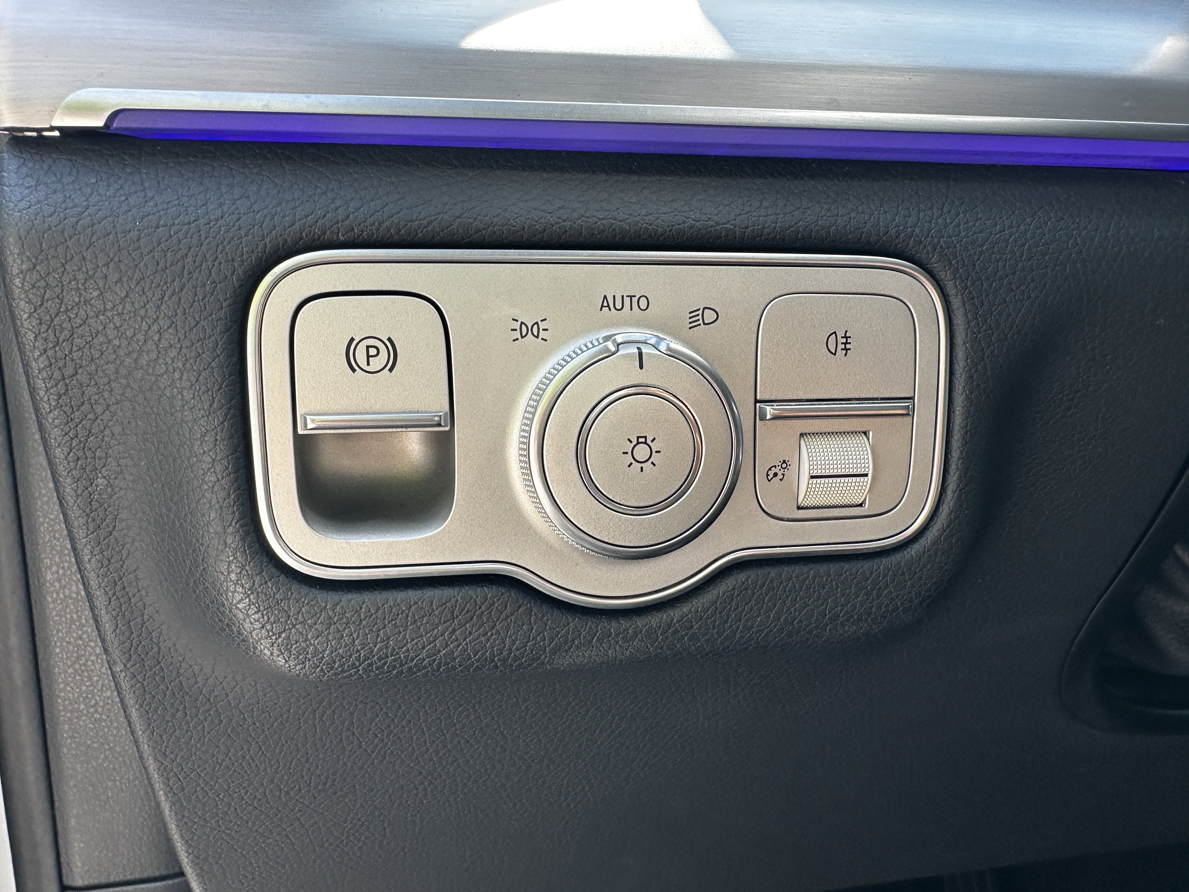 Certified Used 2025 Silver Mercedes-Benz GLS 450 image 38