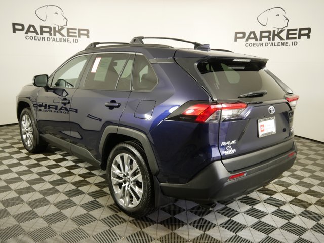 Used 2025 Blueprint Toyota XLE Premium w/ Weather Pkg image 7