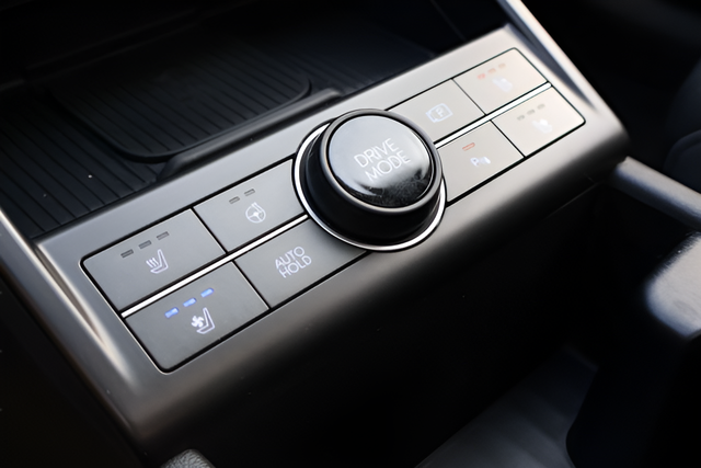 2024 Hyundai Kona Limited - Photo 24