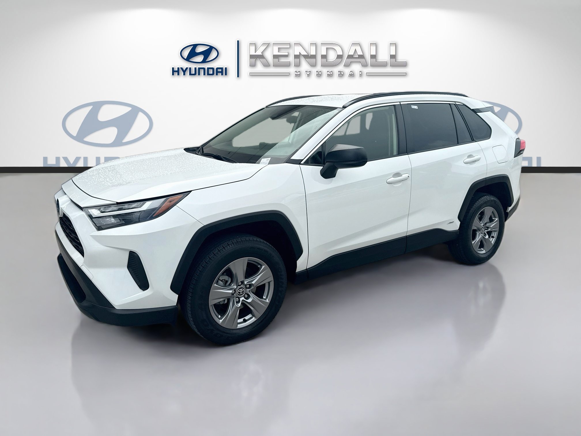 Used 2024 Ice Toyota Hybrid LE image 3