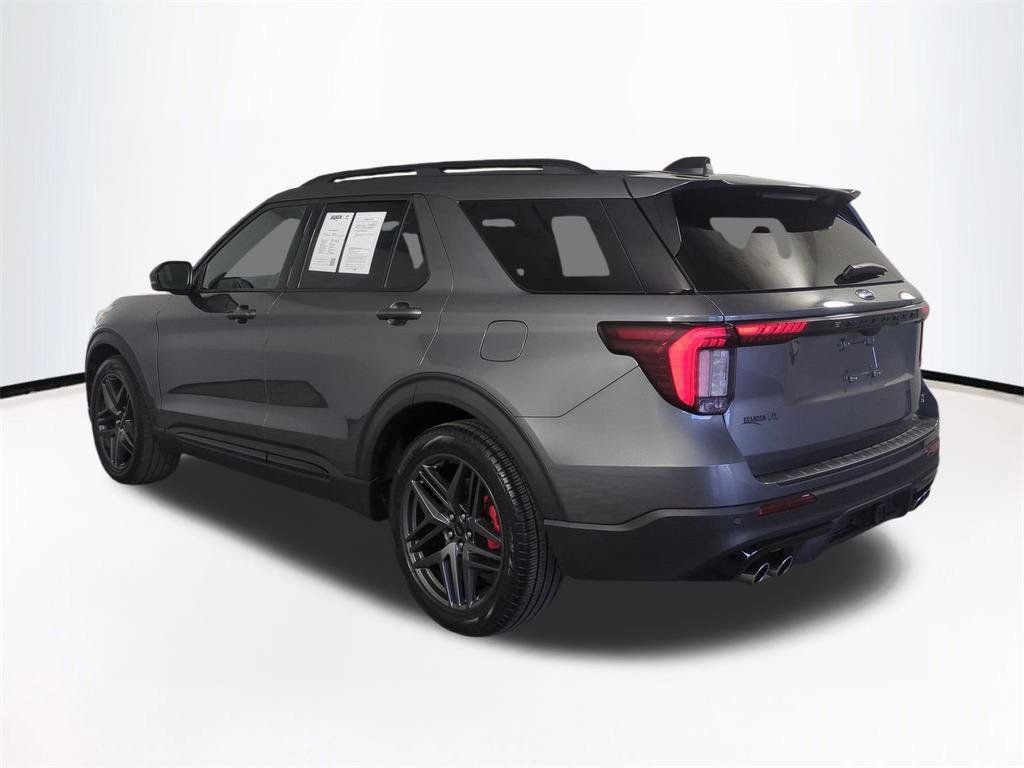 2025 Ford Explorer ST - Photo 7