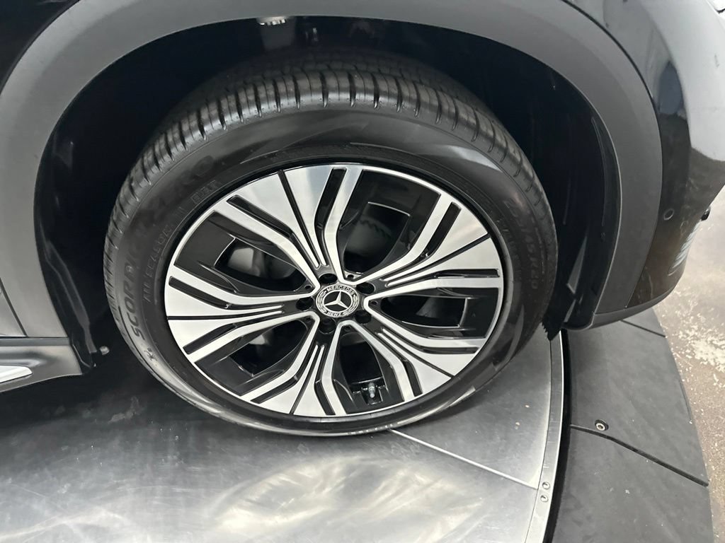 New 2026 Black Mercedes-Benz EQE 320 image 37
