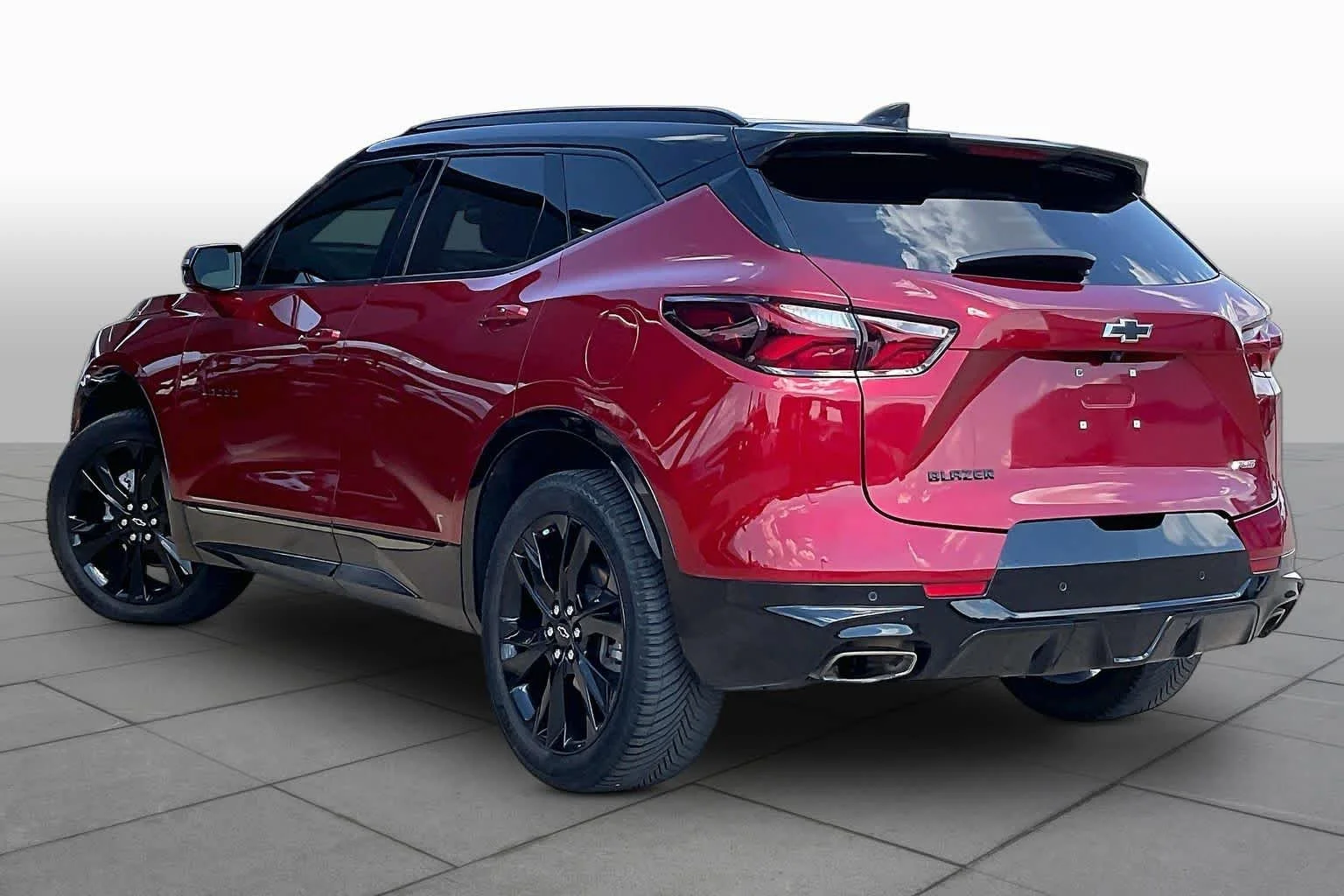 Used 2022 Cherry Red Tintcoat Chevrolet RS image 11