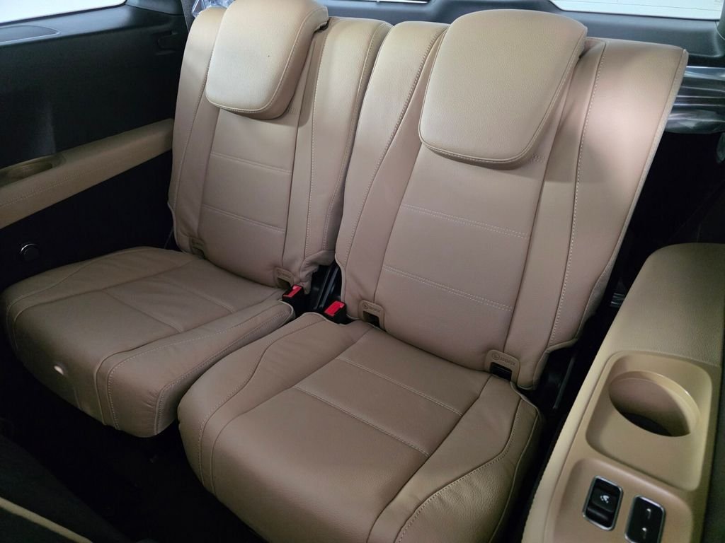 New 2026 MANUFAKTUR Alpine Grey Mercedes-Benz GLS 580 image 14