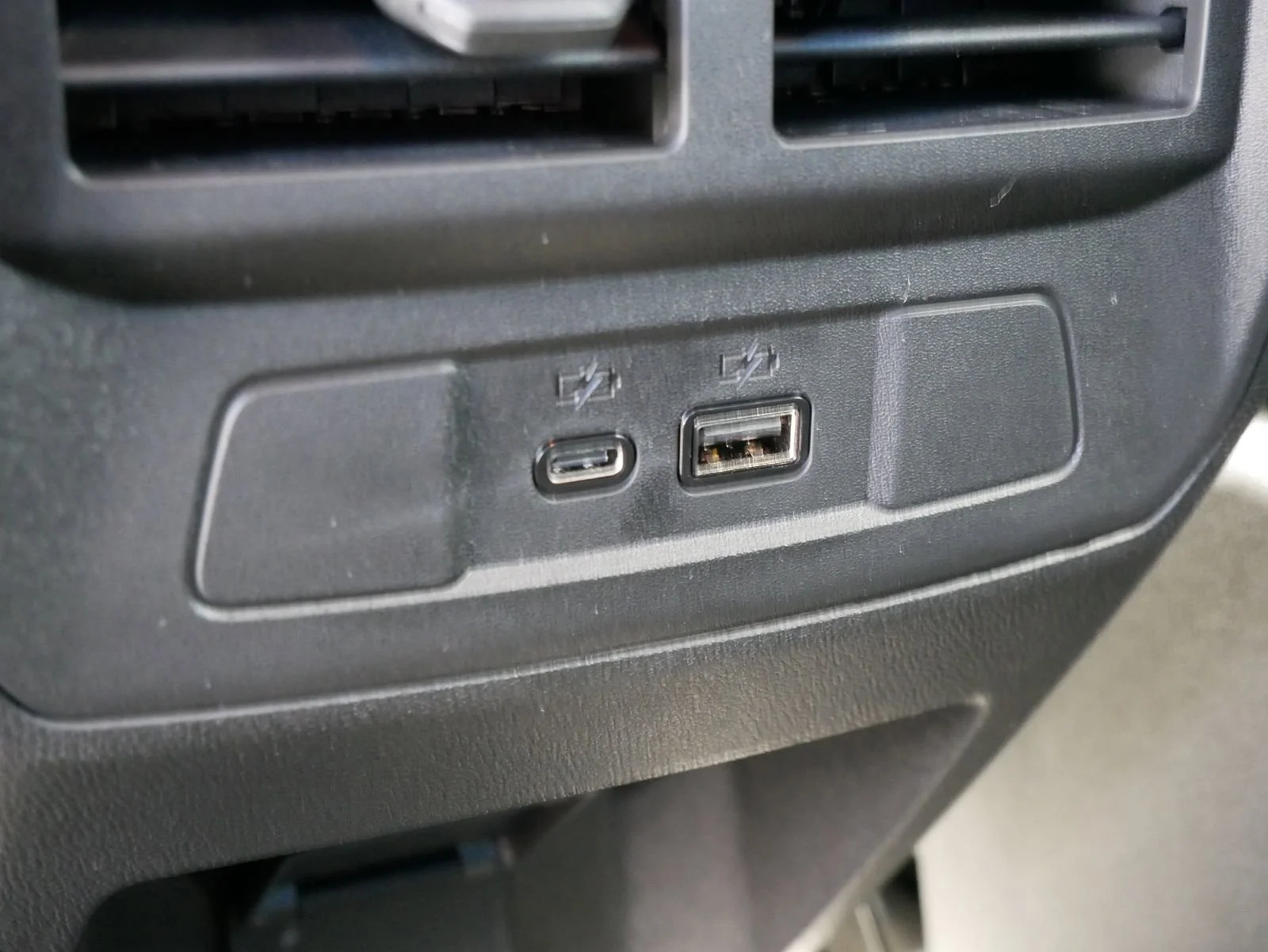 2026 GMC Canyon Elevation - Photo 8