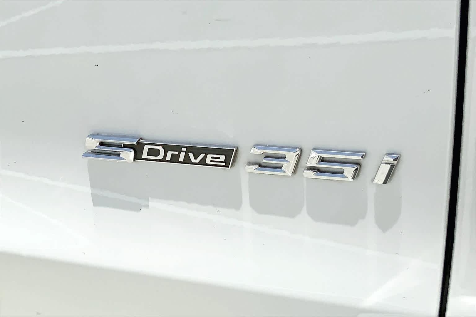 Used 2018 WHITE BMW sDrive35i image 9