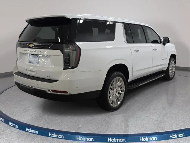 Used 2025 White Chevrolet LT image 6