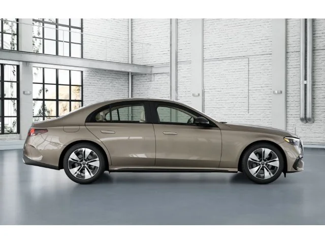Used 2026  Mercedes-Benz E 350 image 2