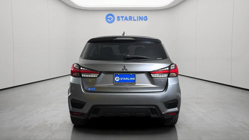 Used 2020  Mitsubishi ES 2.0 image 7