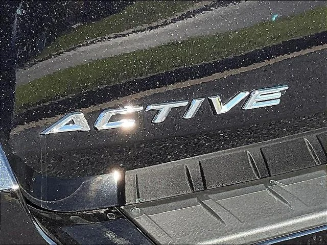 New 2027 Agate Black Metallic Ford Active image 50