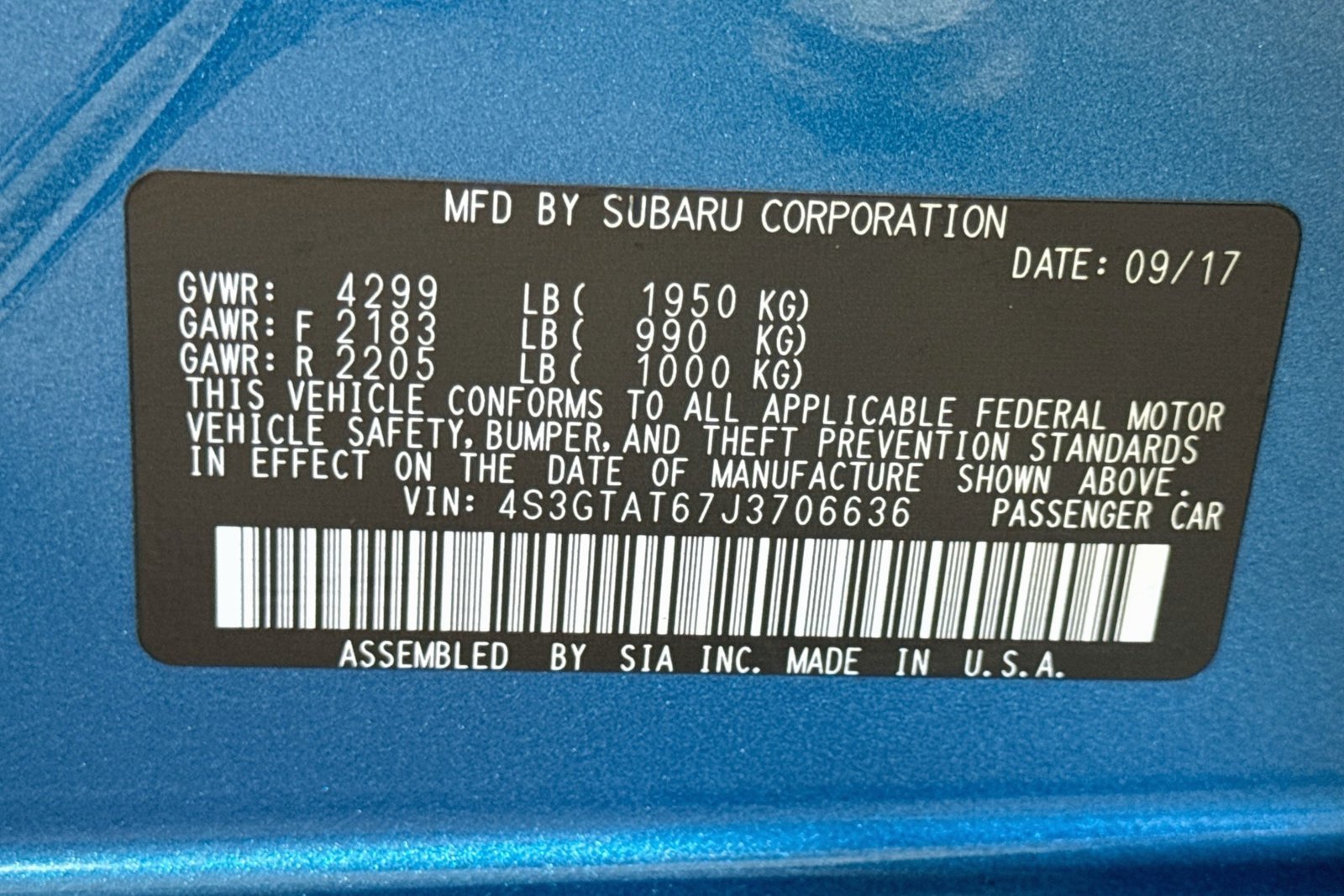 Used 2018 Island Blue Pearl Subaru Limited image 30