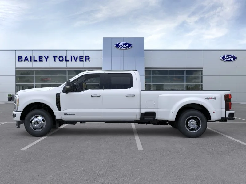 New 2026 Star White Metallic Tri-Coat Ford F-350® Platinum® image 28