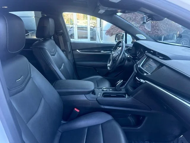 Used 2023 White Cadillac Premium Luxury image 28