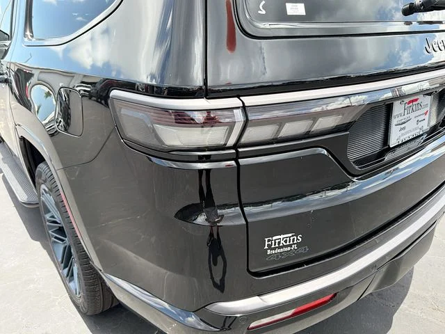 New 2026 High Gloss Black Exterior Paint Jeep 85th Anniversary Edition image 32