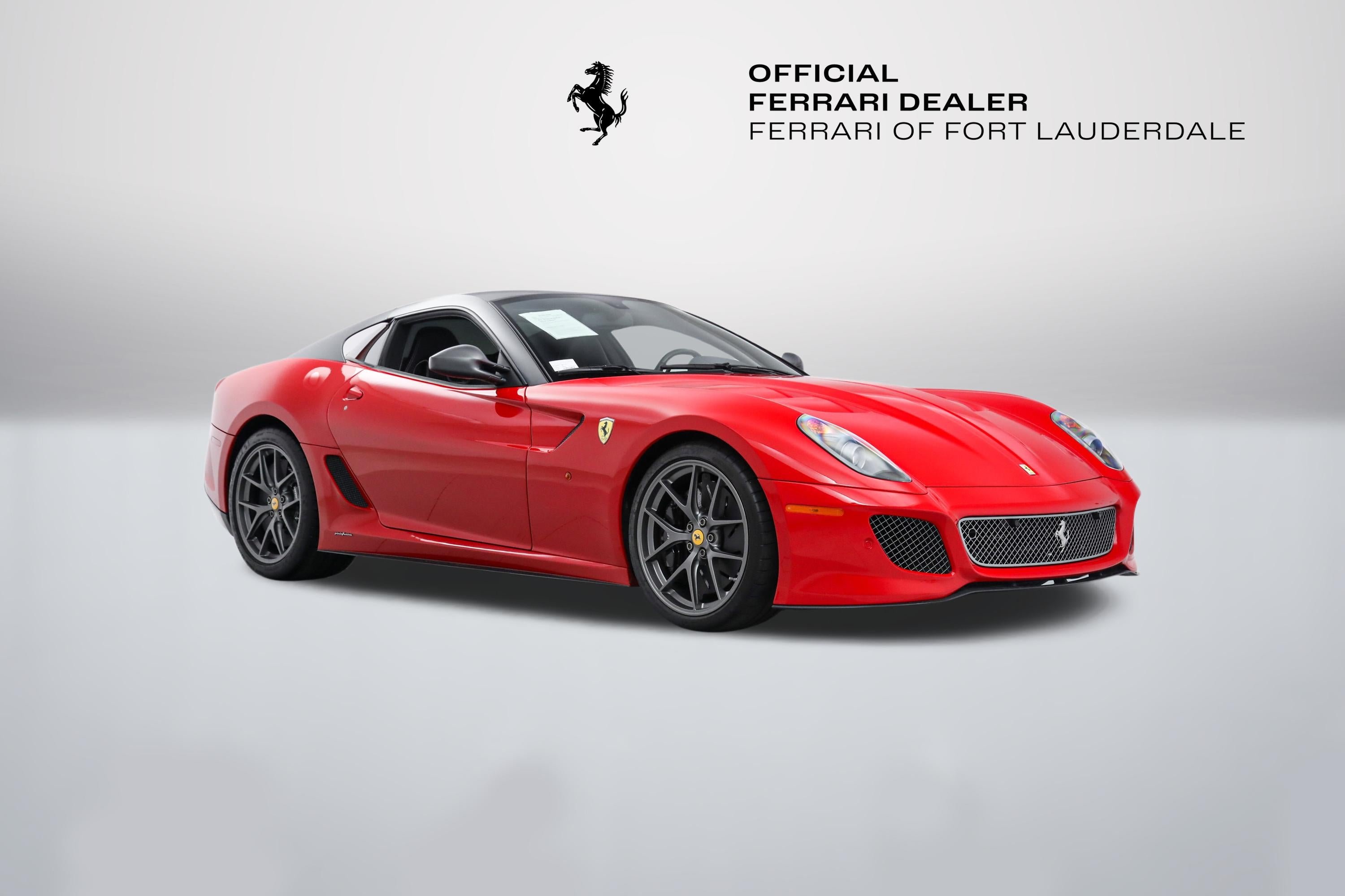 Used 2011 Rosso Corsa Ferrari  image 10