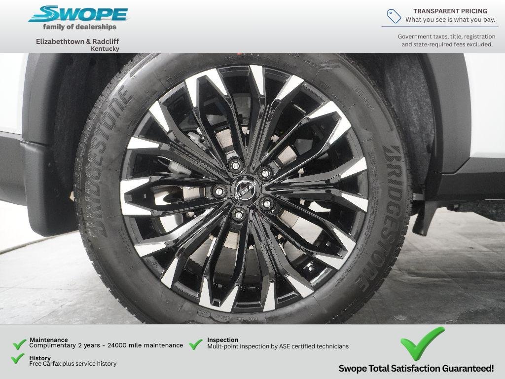 Used 2026 Everest White Pearl Tricoat Nissan Dark Armor image 29