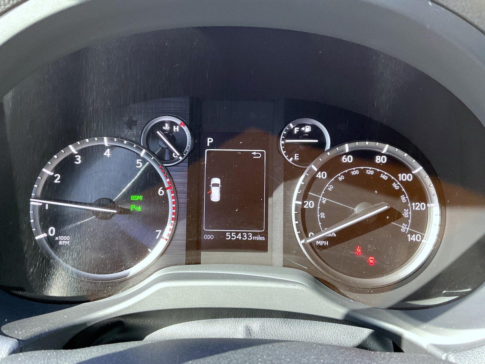 Used 2021 White Lexus 460 image 12