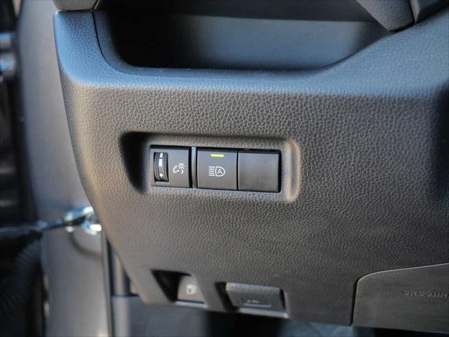 Certified Used 2025 MAGNETIC GRAY MET. Toyota  image 27