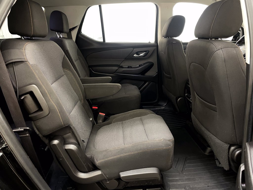 Certified Used 2019 MOSAIC BLACK METALLIC Chevrolet LT Cloth image 40