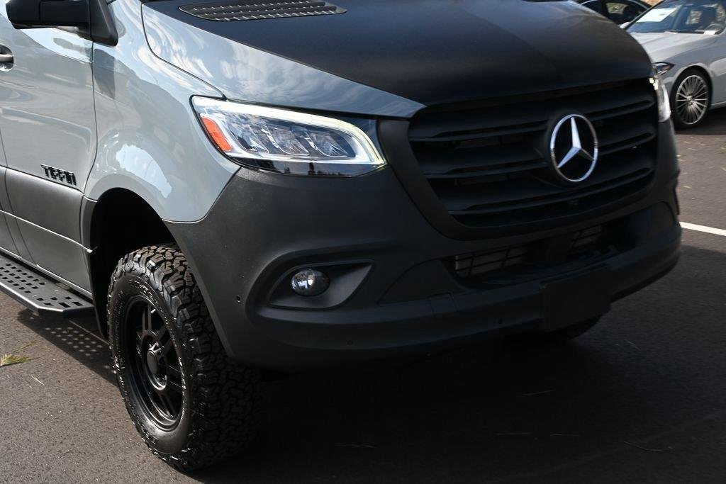 Used 2025 Blue Grey Tiffin  image 34