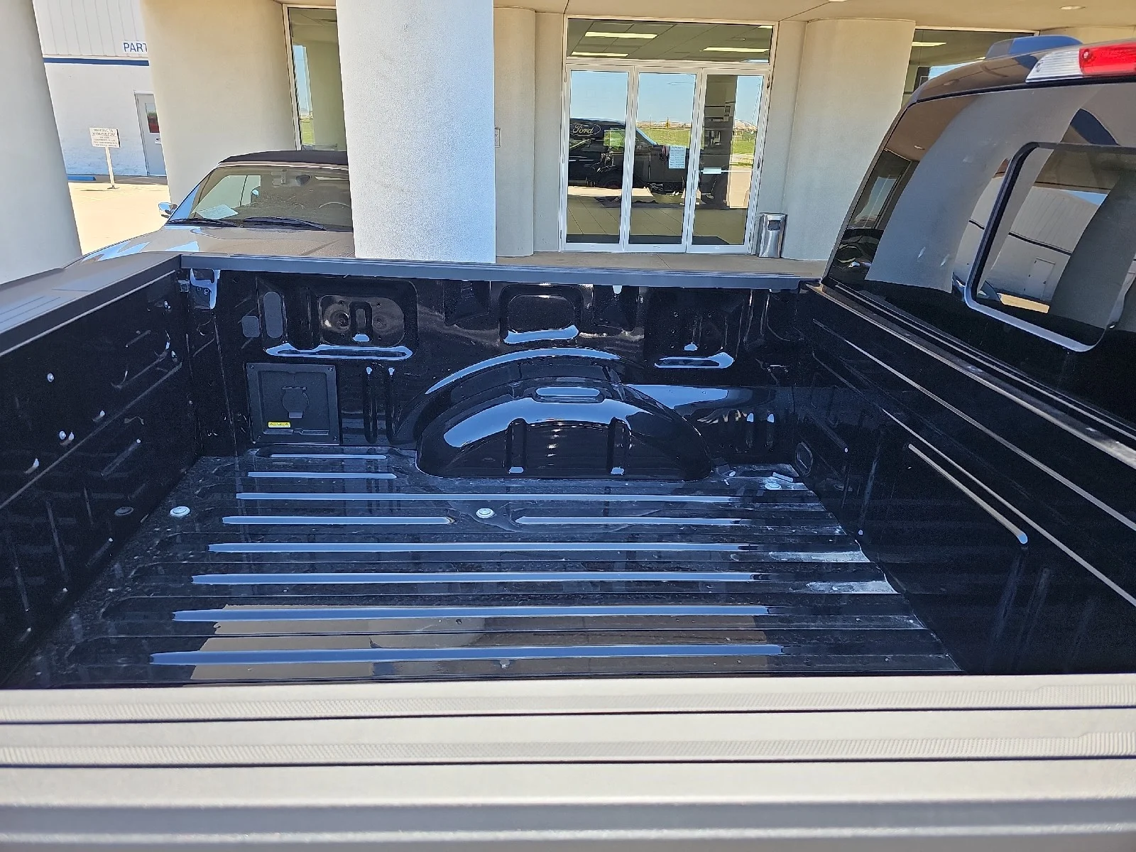New 2026 Agate Black Metallic Ford XLT image 12